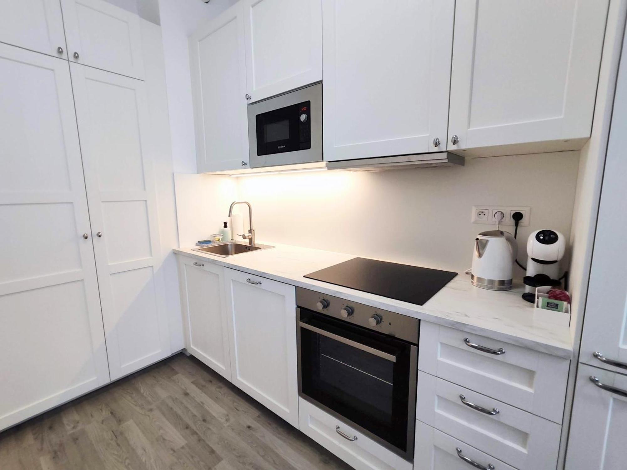 Wings - Brand New - Presidential Garden - Free Parking * Pressburg